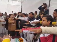 पलवल के सोलड़ा गांव पहुंची विकसित भारत संकल्प यात्रा,दीपक मंगला ने किया स्टॉलों का अवलोकन