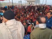 पिछले 6 महीने से कूड़े के डंपिंग यार्ड के विरोध में बैठे ग्रामीणों का धरना हुआ समाप्त… विधायकों ने दिया आश्वासन