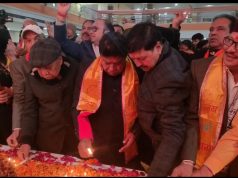 दीये और लड्डू बांटकर रामलल्ला के आगमन की मनाई खुशी…विधानसभा अध्यक्ष ने भी सभी लोगों के साथ मिलकर जलाए दिए