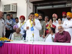 डॉ. सुशील गुप्ता ने किया मंडियों का दौरा..बोले किसान, मजदूर और व्यापारी के बीच खाई पैदा कर रही BJP