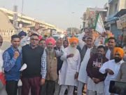 दिल्ली रामलीला मैदान में होनी वाली महापंचायत के लिए किसानों का जत्था हुआ रवाना