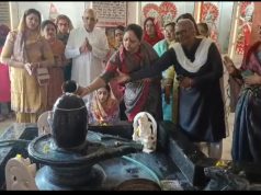 CM की पत्नी ने किया चुनाव प्रचार शुरू.. शहर के अलग अलग वार्डो के कार्यक्रमो में पहुंचकर की वोट अपील