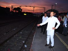 सांसद नवीन जिंदल ने रेलवे स्टेशन की सफाई व्यवस्था का लिया जायज़ा..यात्रियों से भी की बात