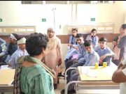 सड़क हा*दसे में स्कूली बच्चे हुए बुरी तरह से घा*यल. बस का ड्राइवर और कंडक्टर सस्पेंड