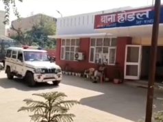 ड्यूटी पर तैनात पुलिस कर्मी के ओवरलोड़ ट्राला को रोकने पर ड्राइवर ने की ये हरकत… मामला दर्ज