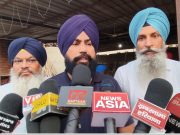 अपने मतभेदों को छोड़कर एक निशान साहिब के नीचे एकत्रित हो सिख संगत