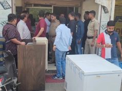 यमुनानगर के थाना शहर से चंद कदम की दूरी पर दुकान को लेकर दो पक्षों में हुआ विवाद