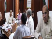 फैक्ट्रियों में कॉन्ट्रैक्ट श्रमिकों को पक्का करने पर दिया जाएगा जोर
