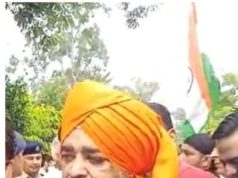 असीम गोयल ने ध्वजारोहण कर परेड की सलामी ली…सांस्कृतिक कार्यक्रम में भाग लेने वाले छात्रों के लिए की ये घोषणा