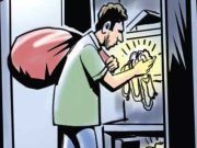 ज्वेलरी शॉप में चोरों ने लाखों के माल पर हाथ किया साफ…