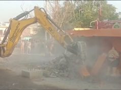 अंबाला नगर परिषद की टीम का अवैध अतिक्रमण पर बड़ा एक्शन..मंदिर फिर मजार पर चला पीला पंजा