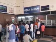 छट पूजा के लिए जाने वाले प्रवासी लोगों के लिए अंबाला कैंट रेलवे प्रशासन ने की व्यवस्था