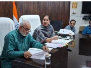 विधायक जगमोहन आनंद ने स्वास्थ्य विभाग के अधिकारियों के साथ की बैठक