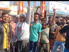 केडीबी के बाहर “गीता जयंती महोत्सव बंद करो” के लगे नारे,अस्थाई दुकानदारों ने जताया विरोध