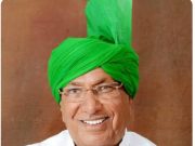 पूर्व सीएम ओमप्रकाश की अस्थि कलश यात्रा पहुंची हिसार, सैकड़ों लोगों ने अर्पित की श्रद्धांजलि