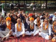किसान आंदोलन को समर्थन देने के लिए गुरनाम सिंह चढूनी बैठे अनशन पर