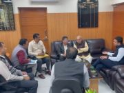 बल्लभगढ़ में सोहना फ्लाईओवर के काम में हो रही देरी को लेकर विधायक मूलचंद शर्मा ने की बैठक