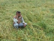 खराब फसल का ब्योरा दर्ज होने से पहले ही रिपोर्ट सौंप रहे अधिकारी