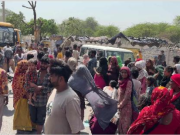 चरखी दादरी में नगर परिषद की बड़ी कार्रवाई, 170 अवैध झुग्गियां ढहाई गईं, विरोध में सड़क जाम