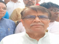 झज्जर में भाजपा ने निकाली तिरंगा यात्रा, ओमप्रकाश धनखड़ ने शहीद परिवारों को किया सम्मानित