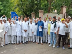 सोनीपत में किसानों का सरकार और अधिकारियों के खिलाफ हल्ला बोल