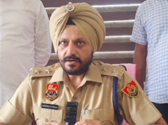 कैथल में मोबाइल चोर गिरोह का भंडाफोड़: 72 फोन और बाइक बरामद, चार आरोपी दबोचे