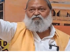 शॉर्ट्स पहनकर क्लब पहुंचे XEN, टोका तो कर दी बिजली बंद; मंत्री विज ने दिए सस्पेंशन के आदेश