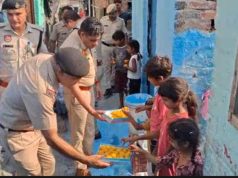अंबाला पुलिस ने झुग्गी-झोपड़ियों और वृद्धाश्रम में मनाई दिवाली, बांटी खुशियां और मिठाइयां