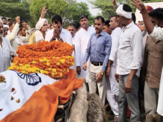 भिवानी में ग्रामीणों ने SSB जवान अनिल कुमार को दी अंतिम विदाई