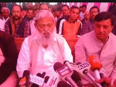 अंबाला में कार्यकर्ताओं संग ‘मन की बात’ सुनते नज़र आए अनिल विज, बोले—PM मोदी देश को सकारात्मक दिशा देते हैं