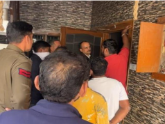 कैथल: मंदिर से उठी चिंगारी ने रौंदा मकान, लाखों का नुकसान