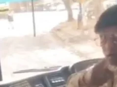 चलती बस में ड्राइवर-कंडक्टर का विवाद वायरल, नारनौल रोडवेज की कार्यप्रणाली पर उठे सवाल