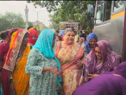 एकादशी पर अयोध्या धाम के लिए श्रद्धालुओं की बस रवाना, खेल मंत्री गौरव गौतम की माता ने दिखाई हरी झंडी