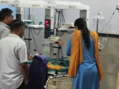 पेड़ पर काली थैली में लटका मिला नवजात: भिवानी में मचा हड़कंप, अस्पताल में भर्ती