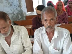 हांसी में 75 वर्षीय जयराम समेत बुजुर्गों ने दी साक्षरता परीक्षा, पेश की मिसाल