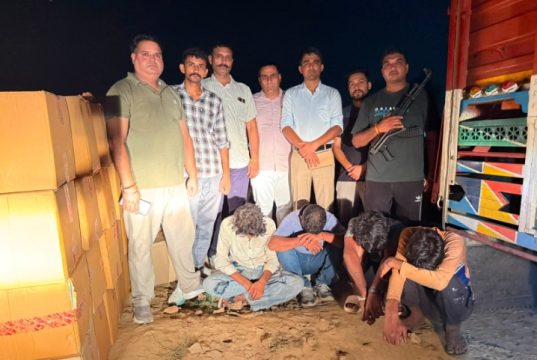 दिवाली से पहले कैथल में बड़ा एक्शन: 571 कार्टून पटाखे और विस्फोटक सामग्री बरामद, 4 आरोपी गिरफ्तार