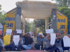 तीन साल से अधूरी साइंस लैब को लेकर विद्यार्थियों का धरना, शिक्षा विभाग पर उठे सवाल