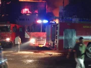 बावल में दो फैक्ट्रियों में भीषण आग, 15 से ज्यादा दमकल गाड़ियों ने पाया काबू