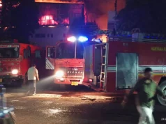 बावल में दो फैक्ट्रियों में भीषण आग, 15 से ज्यादा दमकल गाड़ियों ने पाया काबू