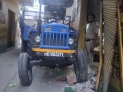 लाडवा मंडी के पास ट्रैक्टर और सिलेंडर ट्रक की टक्कर, दुकान में घुसा ट्रैक्टर