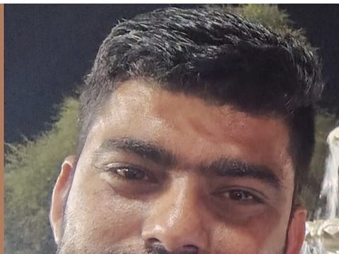 फतेहाबाद में सड़क हादसे में पूर्व विधायक दुड़ाराम के चालक की मौत, पेड़ से टकराई बाइक